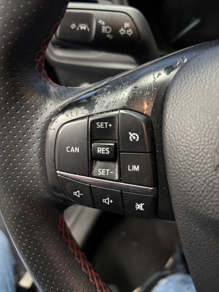 Vehicle Image 24