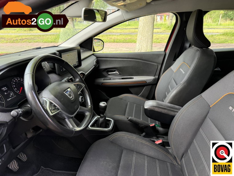 Vehicle Image 16