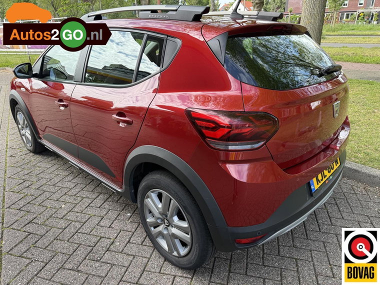 Vehicle Image 23