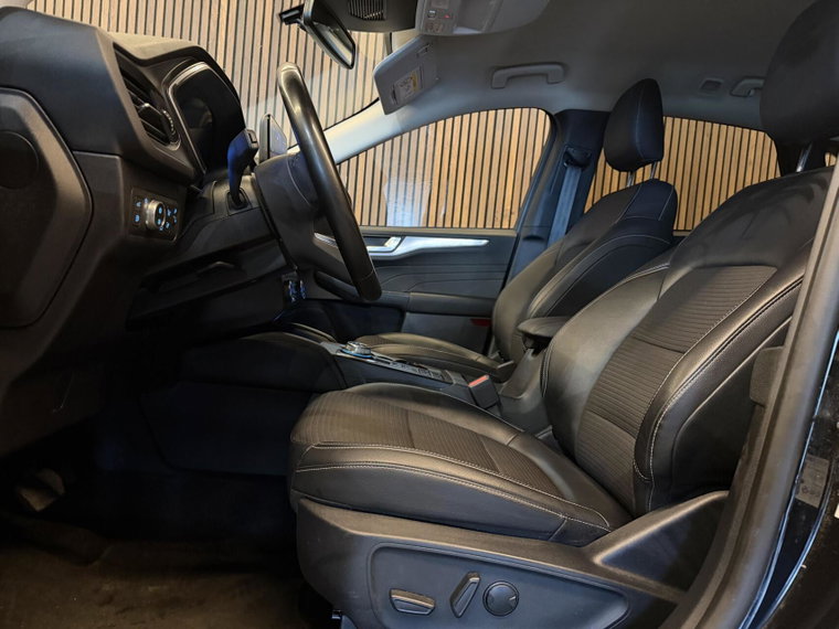 Vehicle Image 39
