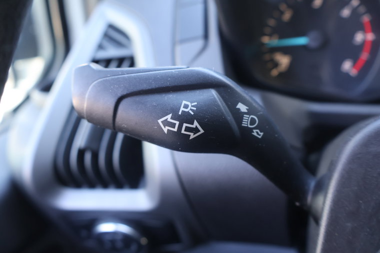 Vehicle Image 23