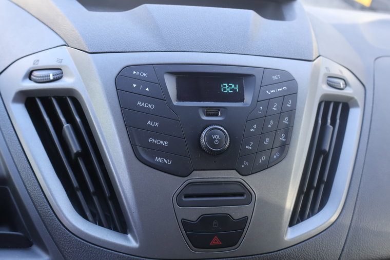 Vehicle Image 28
