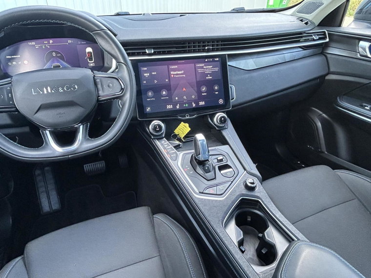Vehicle Image 17