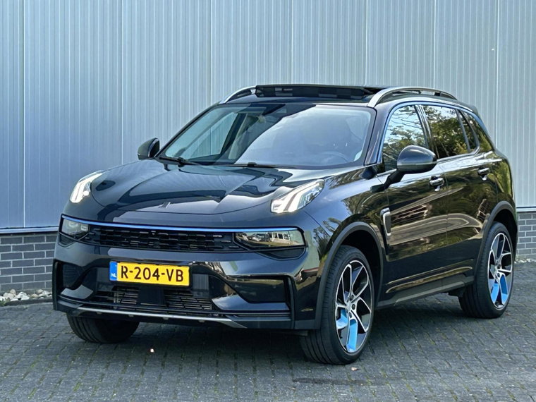 Vehicle Image 4