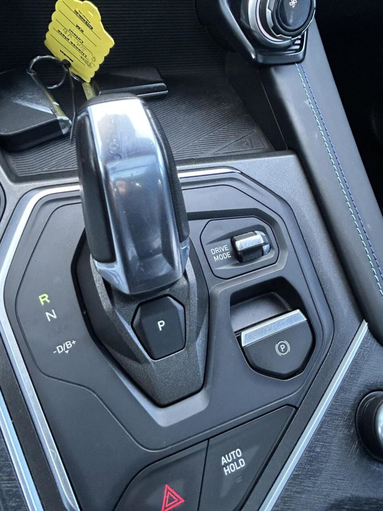 Vehicle Image 26