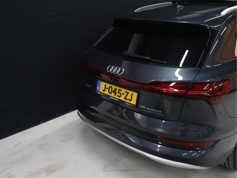 Vehicle Image 40