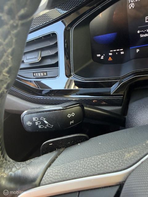 Vehicle Image 29