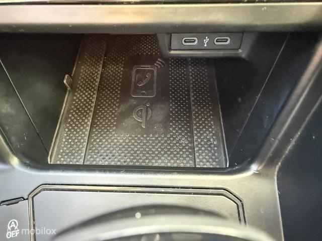 Vehicle Image 38