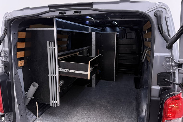 Vehicle Image 36