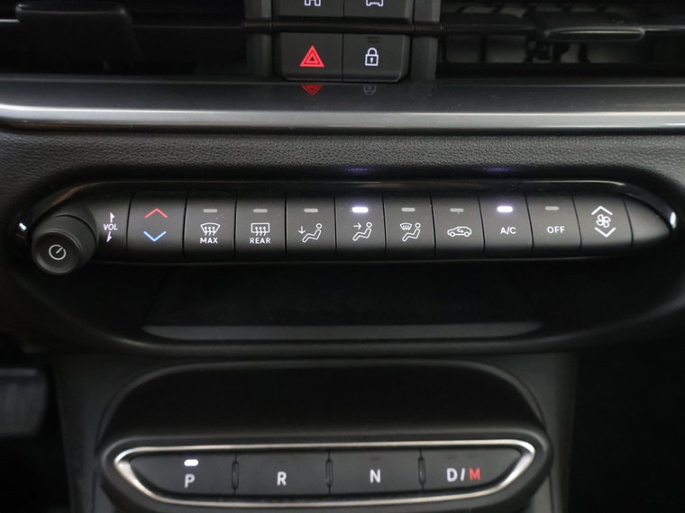 Vehicle Image 26
