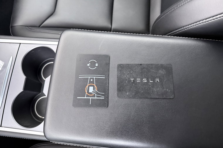 Vehicle Image 30