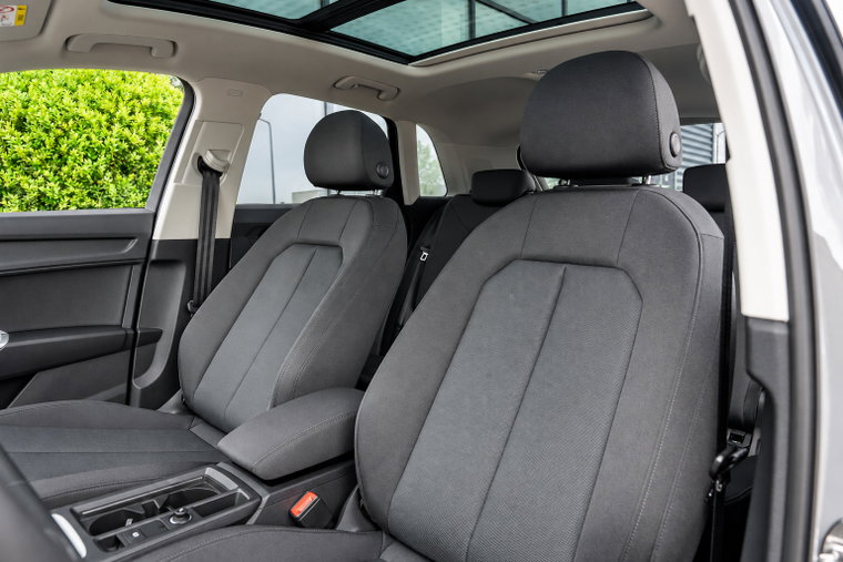 Vehicle Image 14