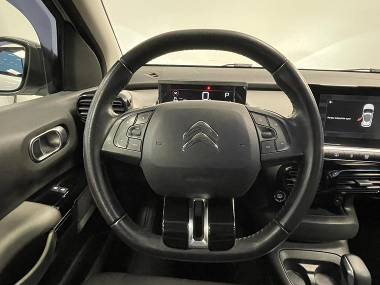 Vehicle Image 37