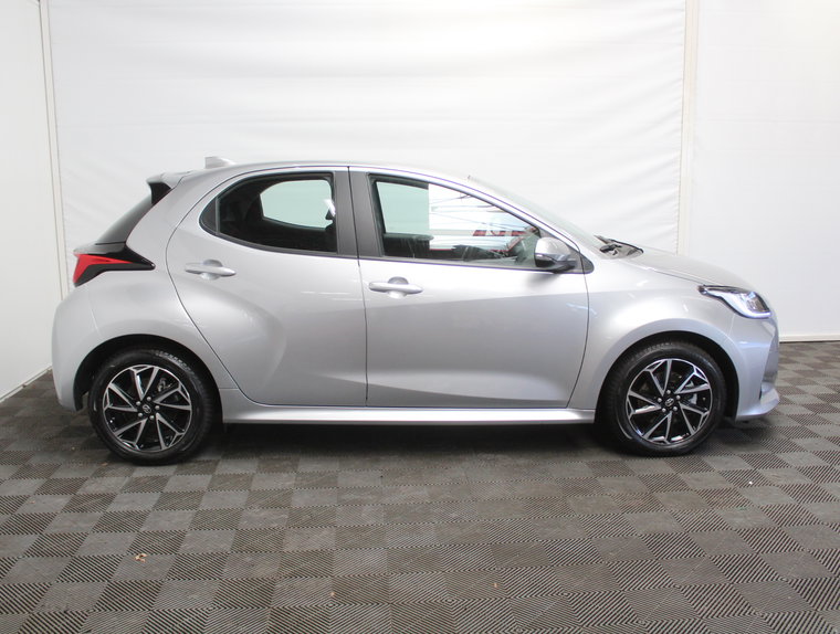 Vehicle Image 15