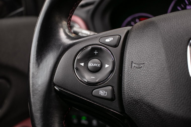 Vehicle Image 37