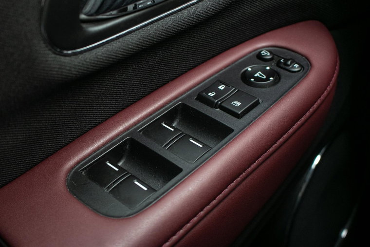 Vehicle Image 39