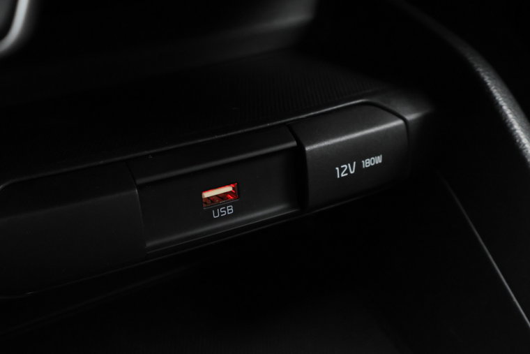 Vehicle Image 35
