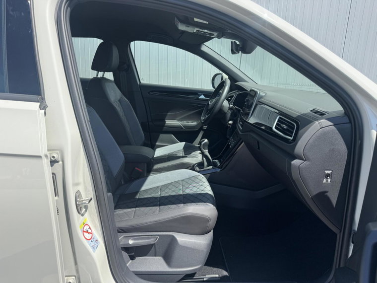 Vehicle Image 39