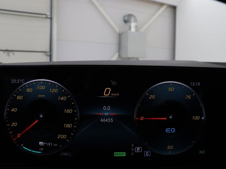 Vehicle Image 39