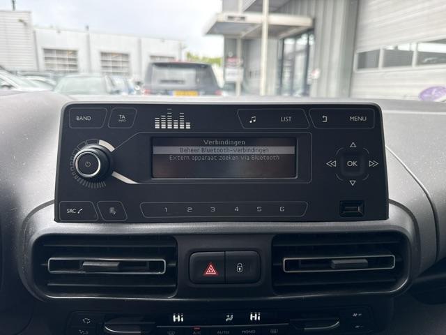 Vehicle Image 33