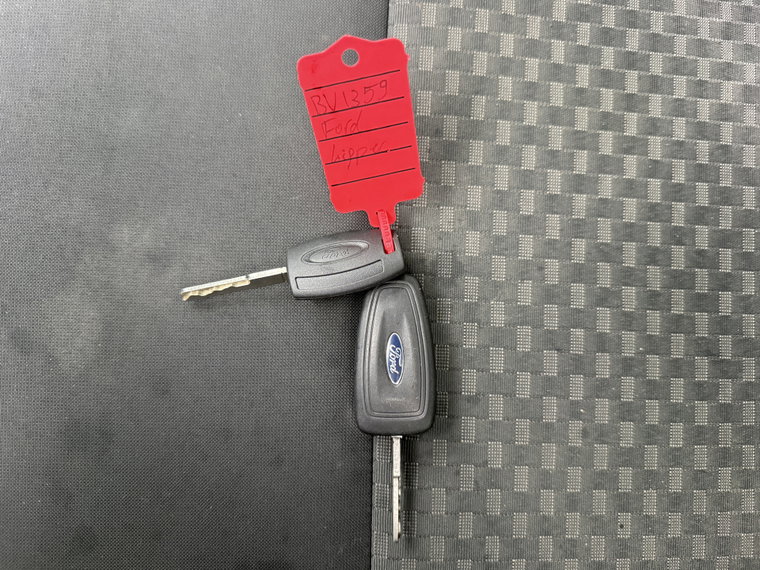 Vehicle Image 21