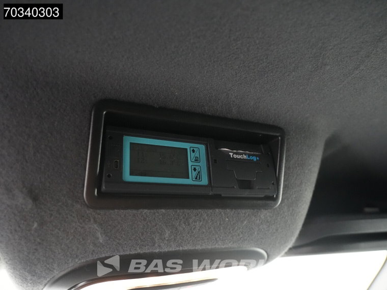 Vehicle Image 33