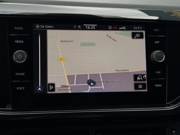 Vehicle Image 30