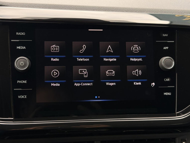 Vehicle Image 35
