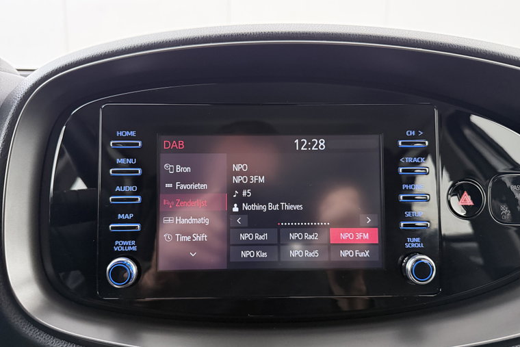 Vehicle Image 19