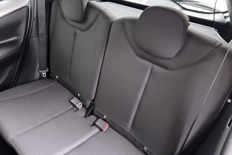 Vehicle Image 10