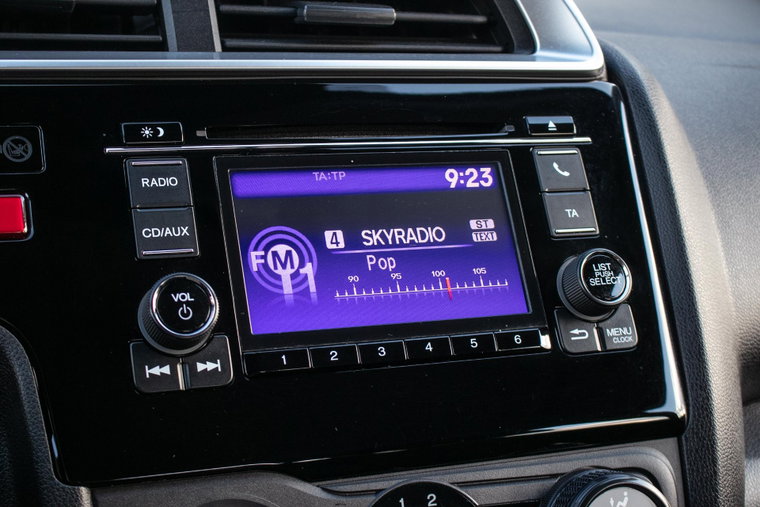 Vehicle Image 18