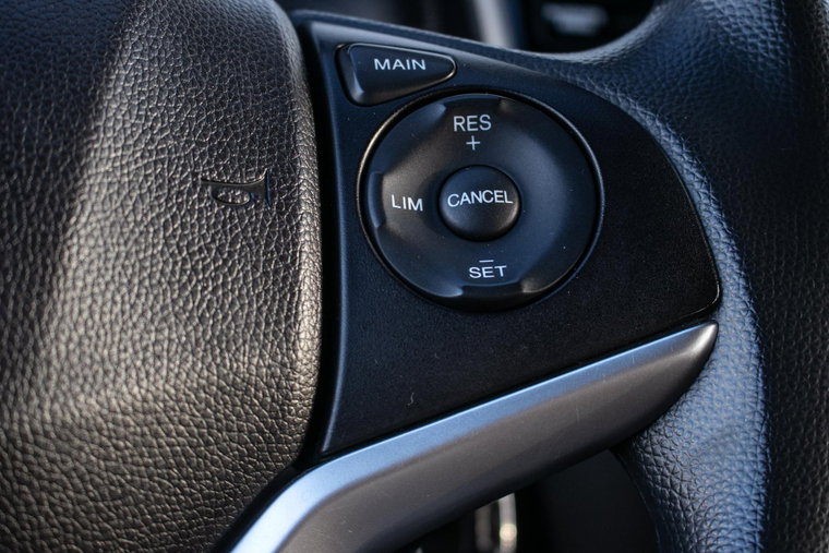 Vehicle Image 33