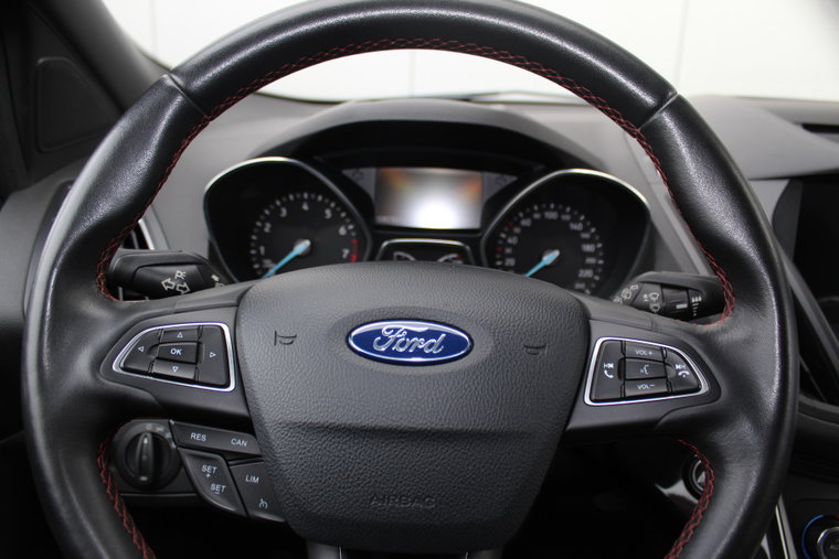 Vehicle Image 16