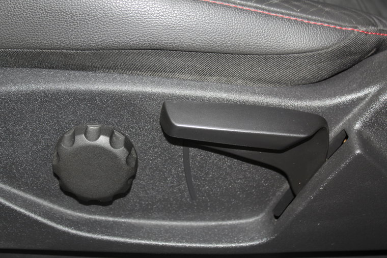 Vehicle Image 36