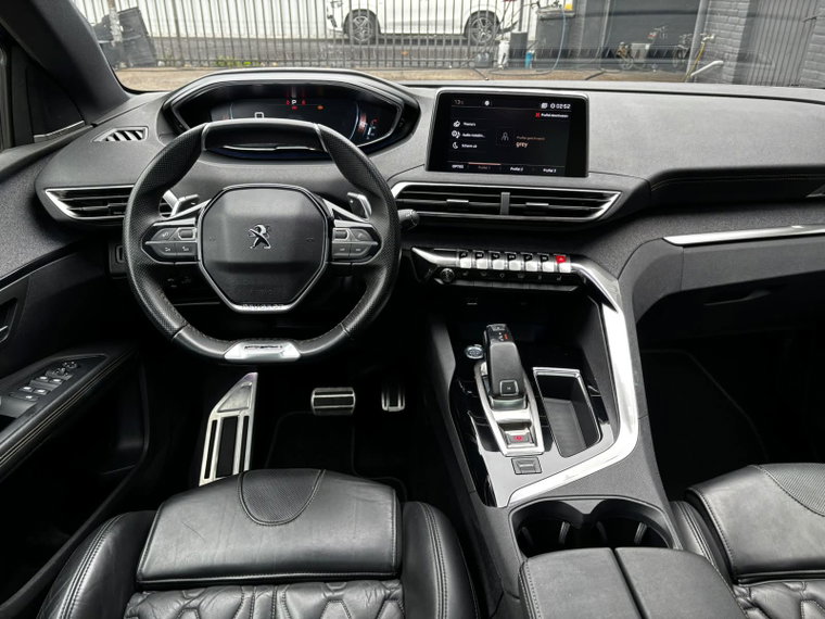 Vehicle Image 27