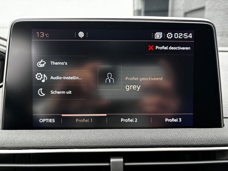 Vehicle Image 35