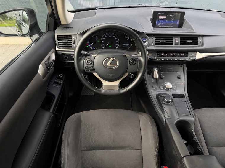 Vehicle Image 20