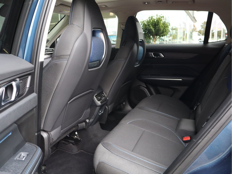 Vehicle Image 31