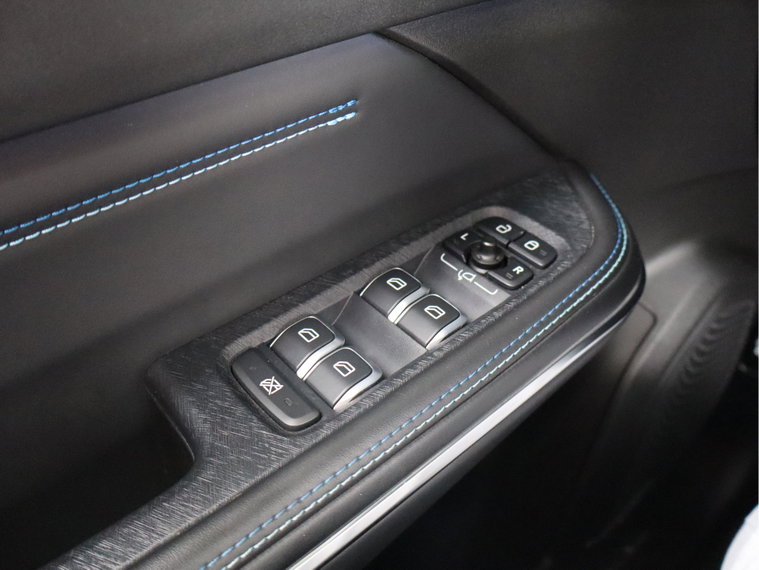 Vehicle Image 41