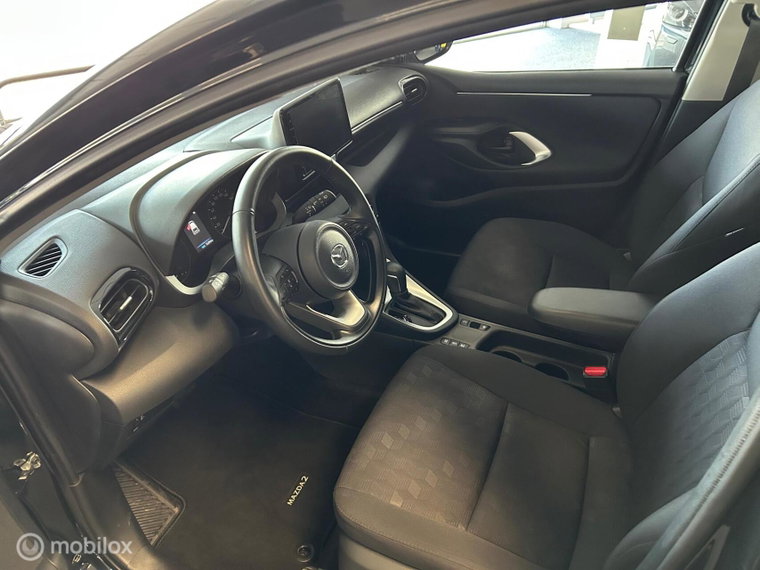Vehicle Image 8