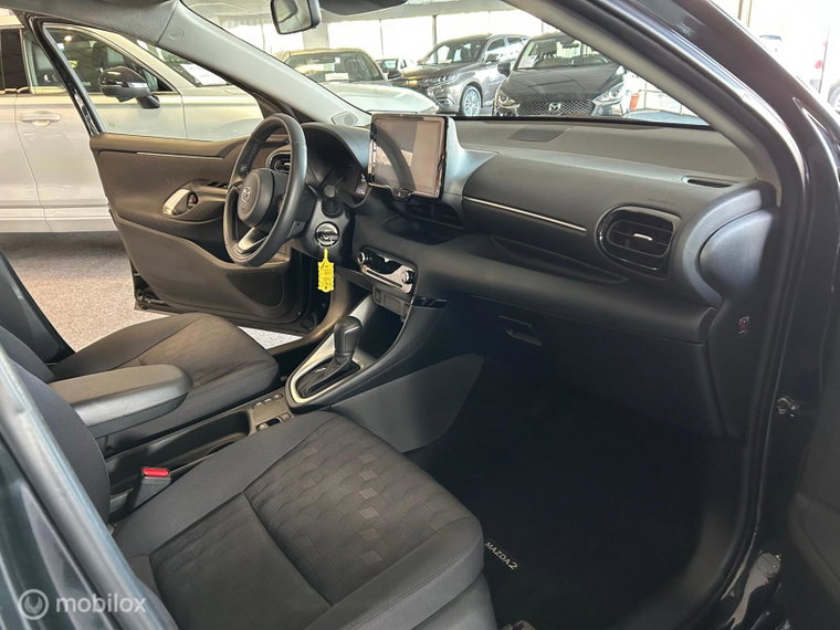 Vehicle Image 9