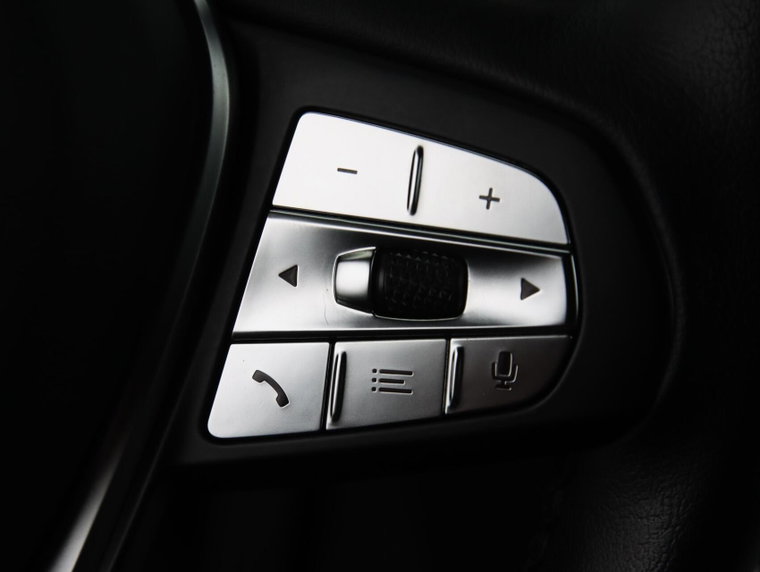 Vehicle Image 39