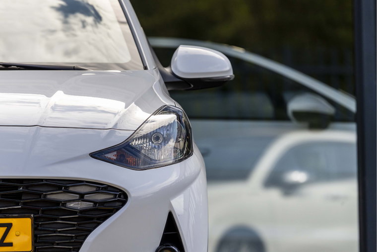 Vehicle Image 7