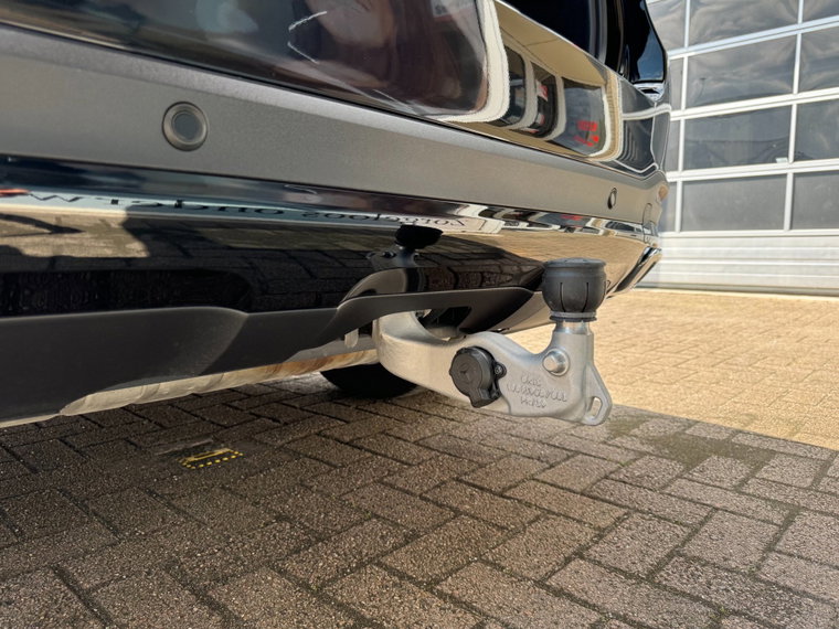 Vehicle Image 33