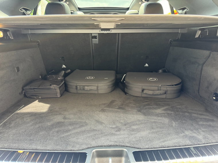Vehicle Image 35