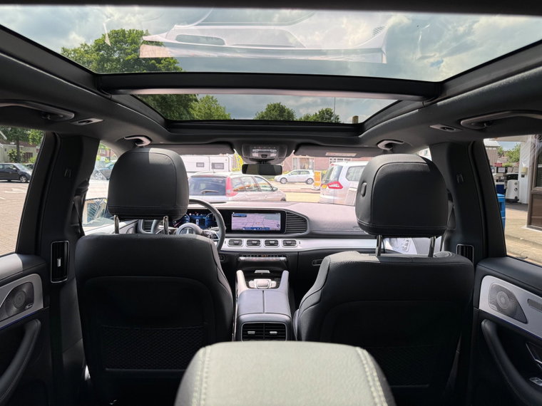 Vehicle Image 36
