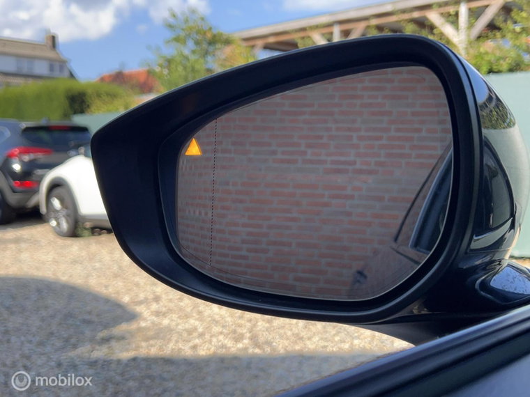 Vehicle Image 47