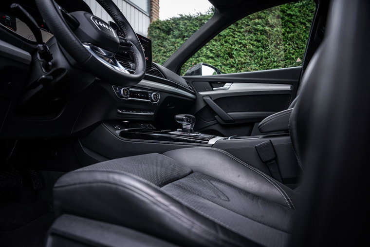 Vehicle Image 37