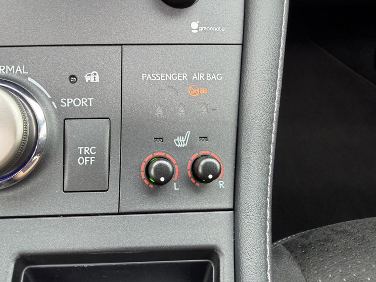 Vehicle Image 26