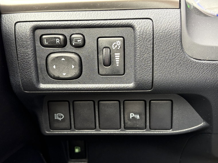 Vehicle Image 30